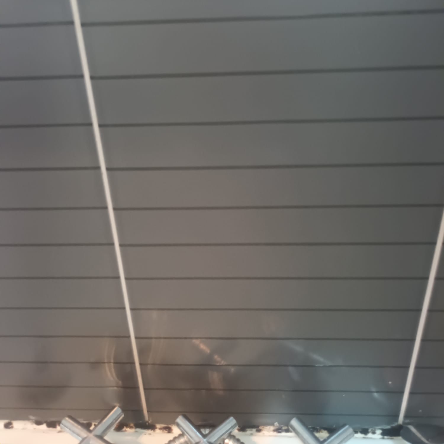 Površina bez kamenca nakon profesionalnog čišćenja - SantClean